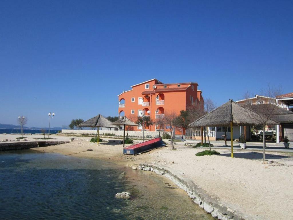 Apartment Luce And Ante Bibinje Exterior photo